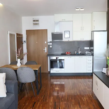 Apartment Praga Premium Comfort Bezplatny Parking *